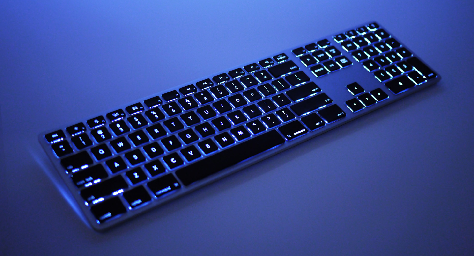 matias aluminum backlit keyboard wireless backlight